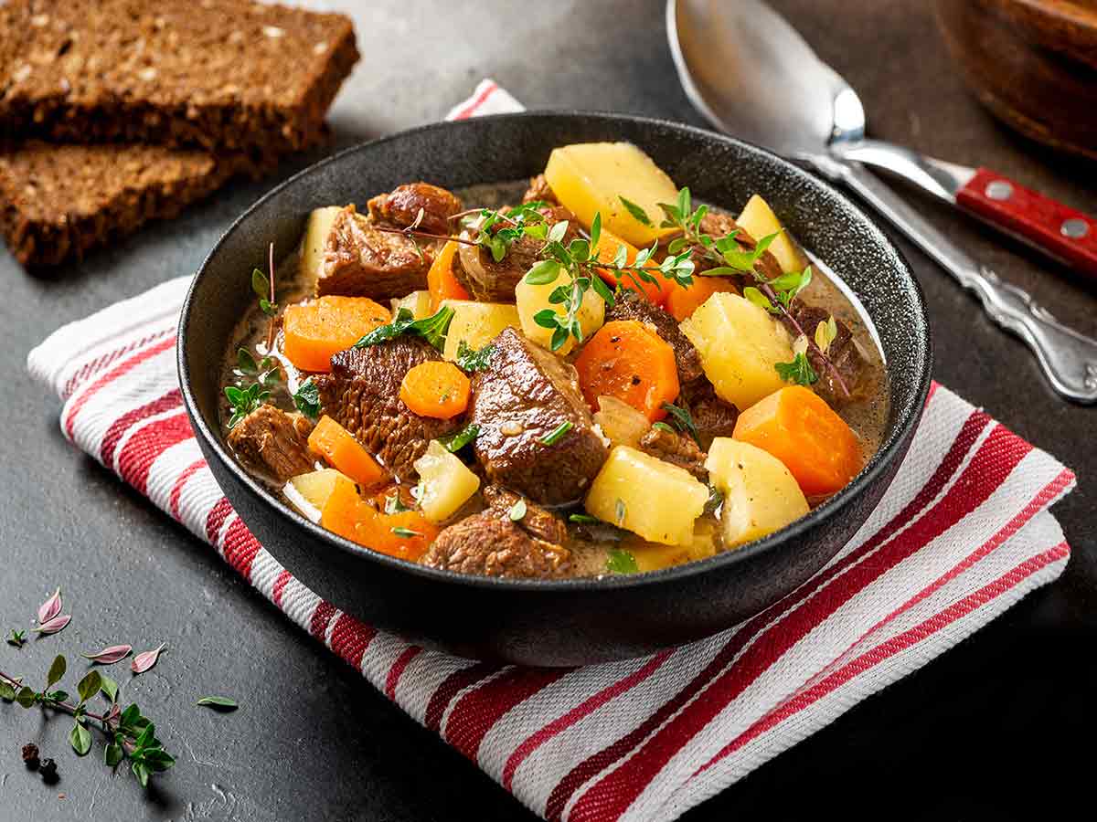 Steak-and-Sweet-Potatoes-Stew steak and sweet potatoes stew